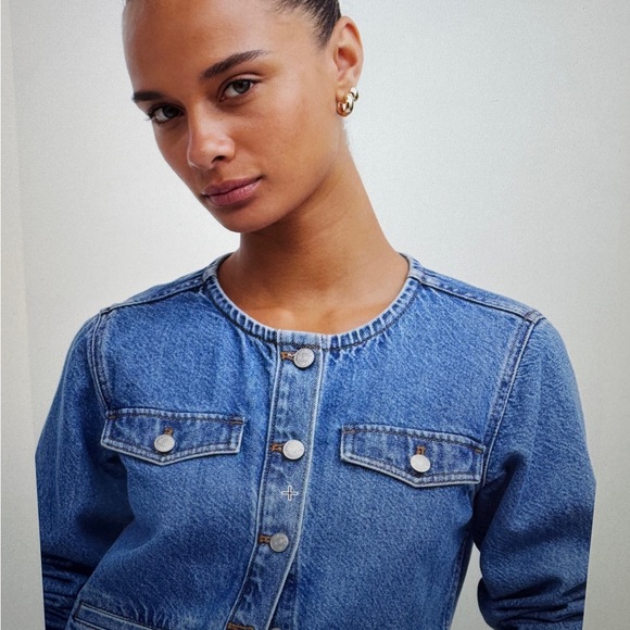 Madewell Denim Lady Jacket in Lakecourt Wash - Picture 5 of 10